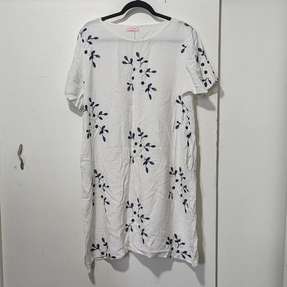 Ana & Rose Women's Shift Dress White Navy Embroided
